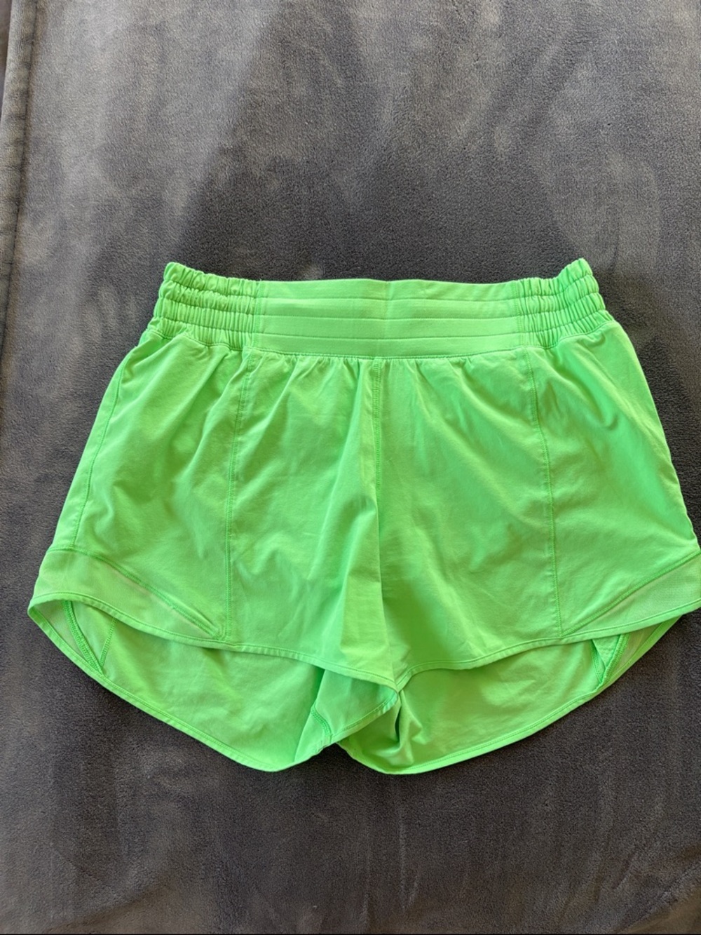 Lululemon Hotty Hot High Rise Short 4”